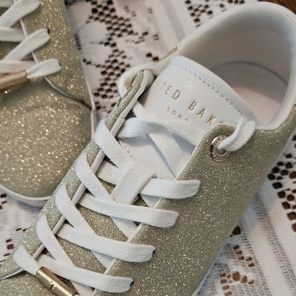 Ted Baker FEEKE Sparkling Gold Sneakers SIZE 7 - Picture 4 of 12